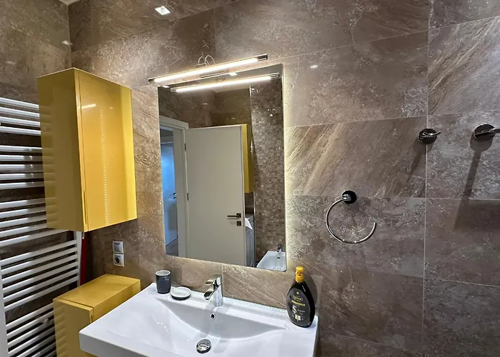 Hermes Luxury Penthouse Sarandë