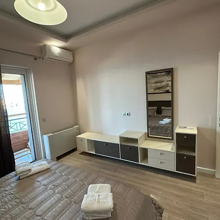 Hermes Apartament *